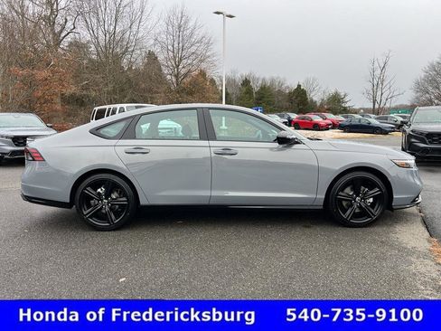 Certified 2025 Honda Accord Sport image 9