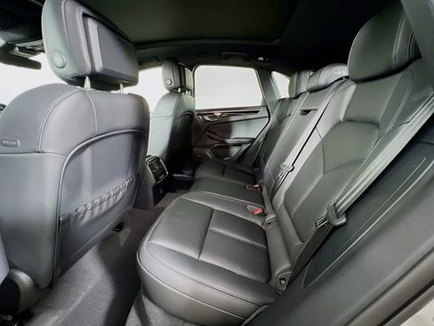 New 2026 Porsche Macan S image 24