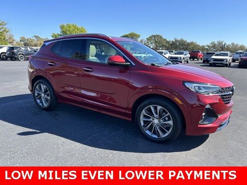 Used 2020 Buick Encore GX Essence w/ Experience Buick Package image 1