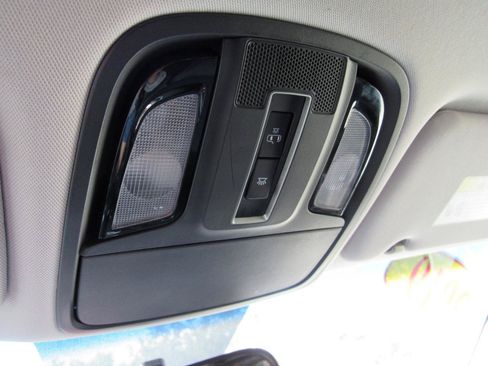 Used 2019 Kia Sorento AWD image 25