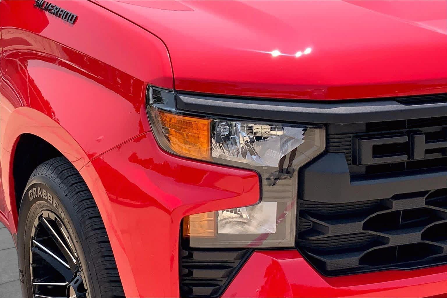 Used 2026 Chevrolet Silverado 1500 Custom RWD image 25