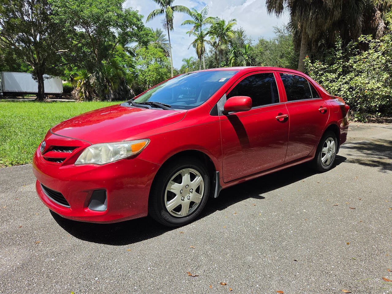 Used 2013 Toyota Corolla L FWD image 3