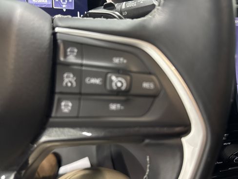 Used 2021 Jeep Grand Cherokee L Altitude image 18