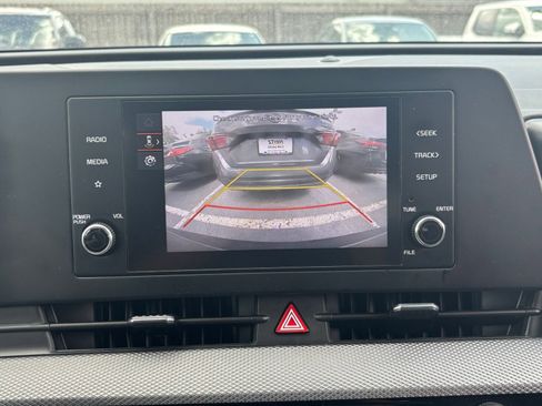 Used 2025 Kia Sportage LX FWD image 22