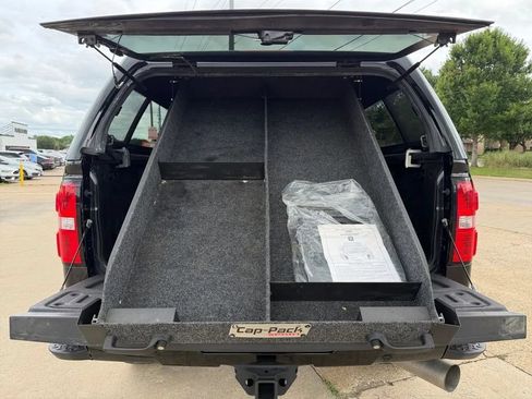 Used 2016 GMC Sierra 2500 Denali w/ Duramax Plus Package AWD/4WD image 42