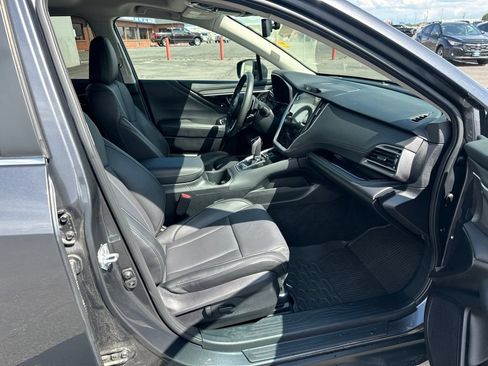 Used 2025 Subaru Outback Limited XT w/ Popular Package #2 AWD/4WD image 10
