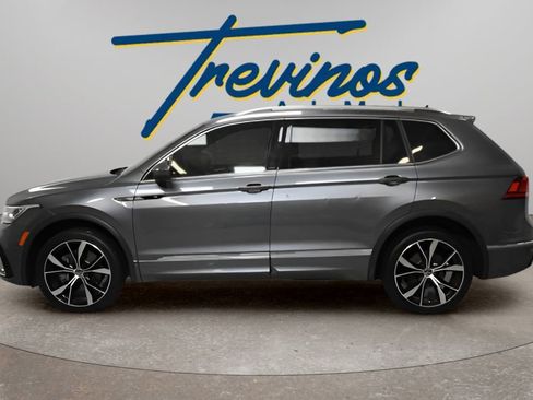 Used 2022 Volkswagen Tiguan SEL R-Line AWD/4WD image 11