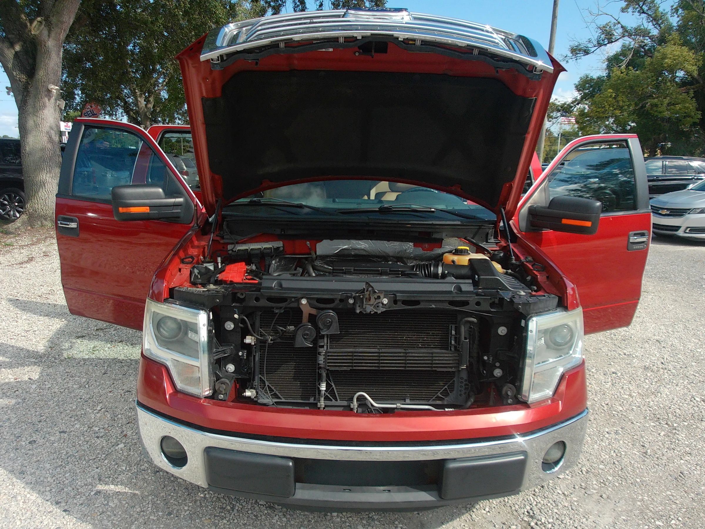Used 2014 Ford F150 XLT w/ Equipment Group 302A Luxury RWD image 38