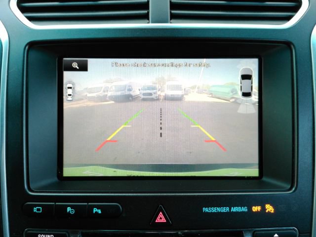 Used 2016 Ford Explorer Limited w/ Equipment Group 303A AWD/4WD image 10