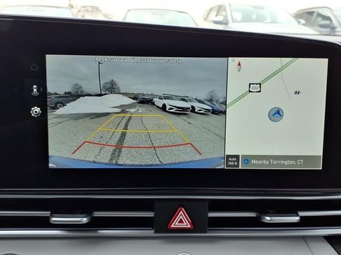 New 2025 Hyundai Elantra Limited image 15