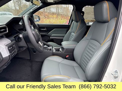 New 2025 Toyota Tacoma Trailhunter image 9