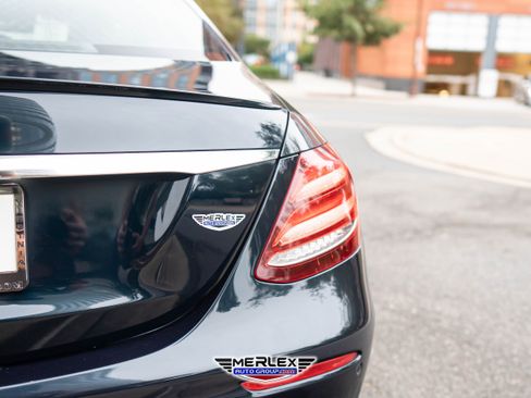 Used 2017 Mercedes-Benz E 300 image 46