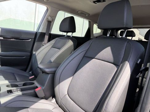 Used 2026 Kia Seltos SX w/ SX Sunroof Package AWD/4WD image 16