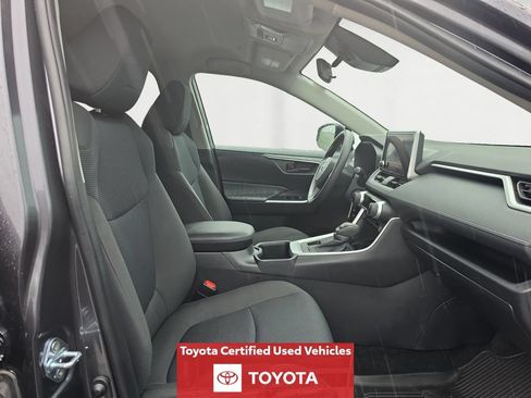 Certified 2024 Toyota RAV4 LE AWD/4WD image 17