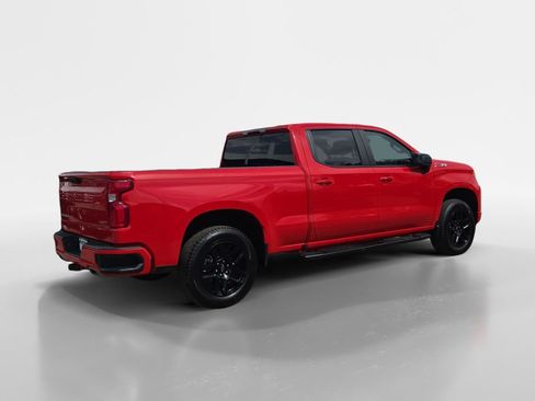 Used 2022 Chevrolet Silverado 1500 RST w/ Z71 Off-Road Package AWD/4WD image 5