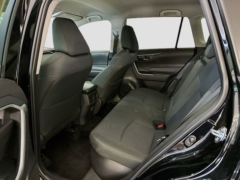 Used 2025 Toyota RAV4 LE image 29