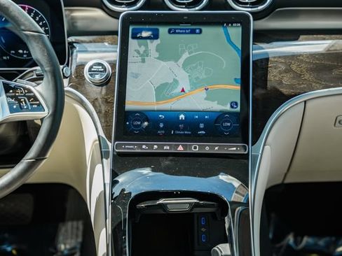Certified 2025 Mercedes-Benz GLC 350e 4MATIC image 21