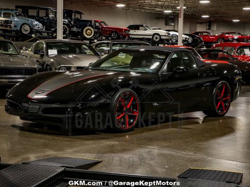 Used 2002 Chevrolet Corvette Convertible w/ Preferred Equipment Group2 image 10