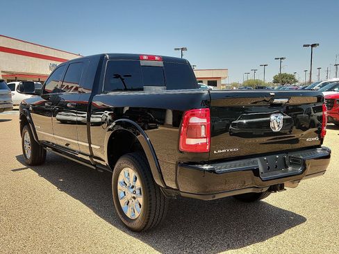 Used 2022 RAM 2500 Limited AWD/4WD image 3