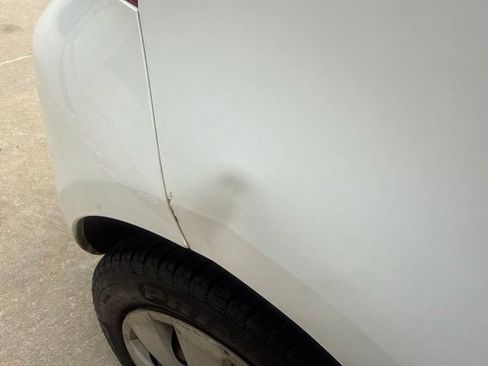 Used 2007 Toyota Yaris 2-Door Hatchback FWD image 8