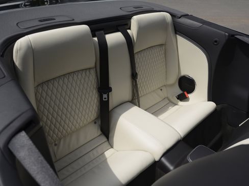Used 2015 Jaguar XKR R RWD image 33