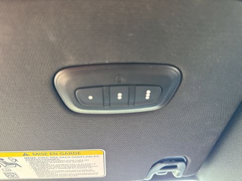 Used 2024 RAM 1500 Laramie image 24