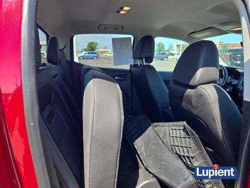 Used 2018 GMC Canyon All Terrain w/ Trailering Package AWD/4WD image 13