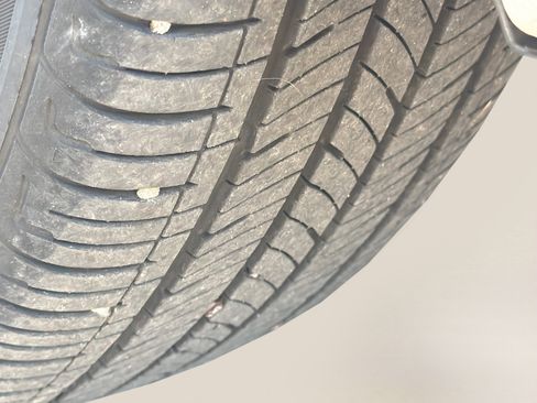 Used 2025 Hyundai Elantra Blue image 36