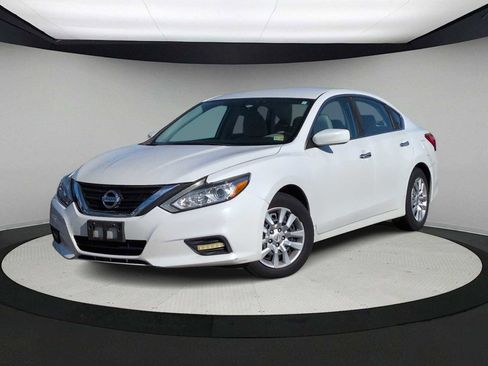 Used 2016 Nissan Altima 2.5 S w/ Power Driver Seat Package image 1