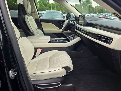 Certified 2020 Lincoln Aviator Black Label w/ Dynamic Handling Package image 6