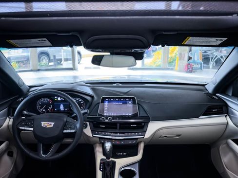 Used 2024 Cadillac CT4 Premium Luxury image 34