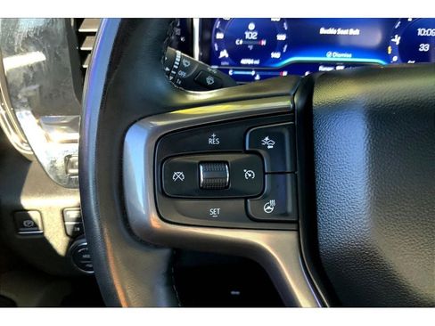 Used 2024 Chevrolet Silverado 2500 ZR2 w/ Technology Package image 20