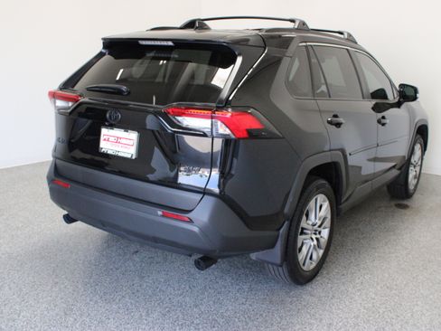 Used 2025 Toyota RAV4 XLE Premium FWD image 7