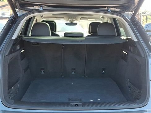 Used 2019 Audi Q5 2.0T Premium Plus w/ Premium Plus Package image 29