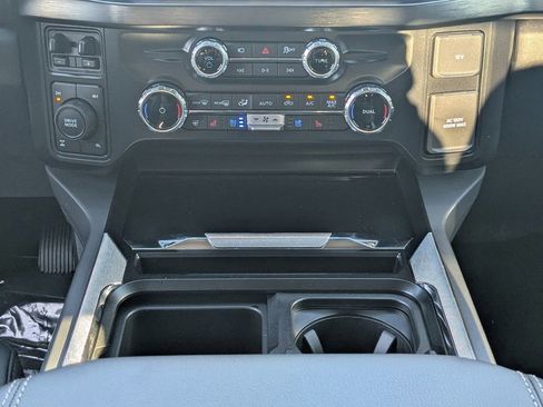 New 2025 Ford F250 Lariat w/ Lariat Ultimate Package image 22