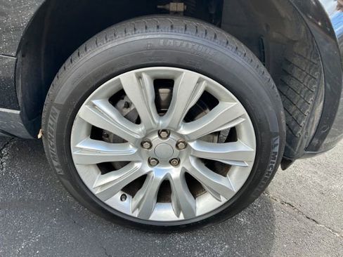 Used 2016 Land Rover Range Rover Long Wheelbase Supercharged image 38