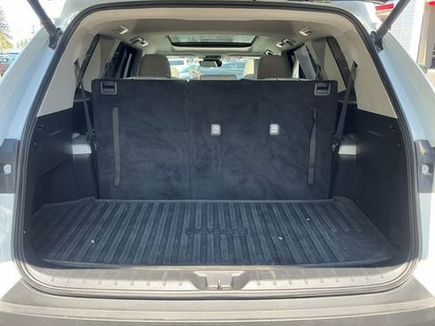 Certified 2024 Toyota Grand Highlander AWD image 18