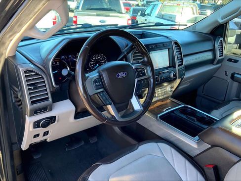 Used 2019 Ford F250 Limited image 15