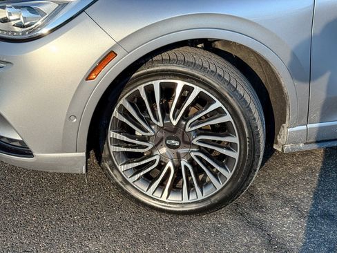 Certified 2022 Lincoln Corsair Reserve w/ Equipment Group 201A image 10