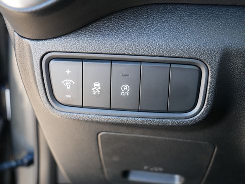 Certified 2025 Kia Soul LX w/ LX Technology Package FWD image 26