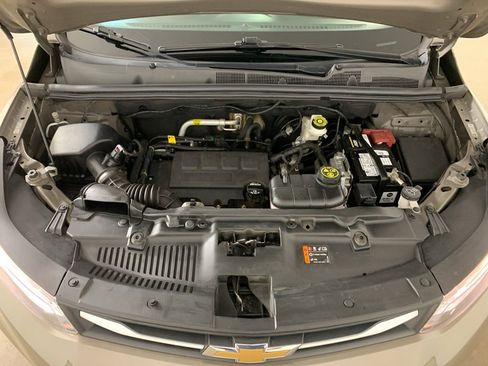 Used 2021 Chevrolet Trax LT image 36