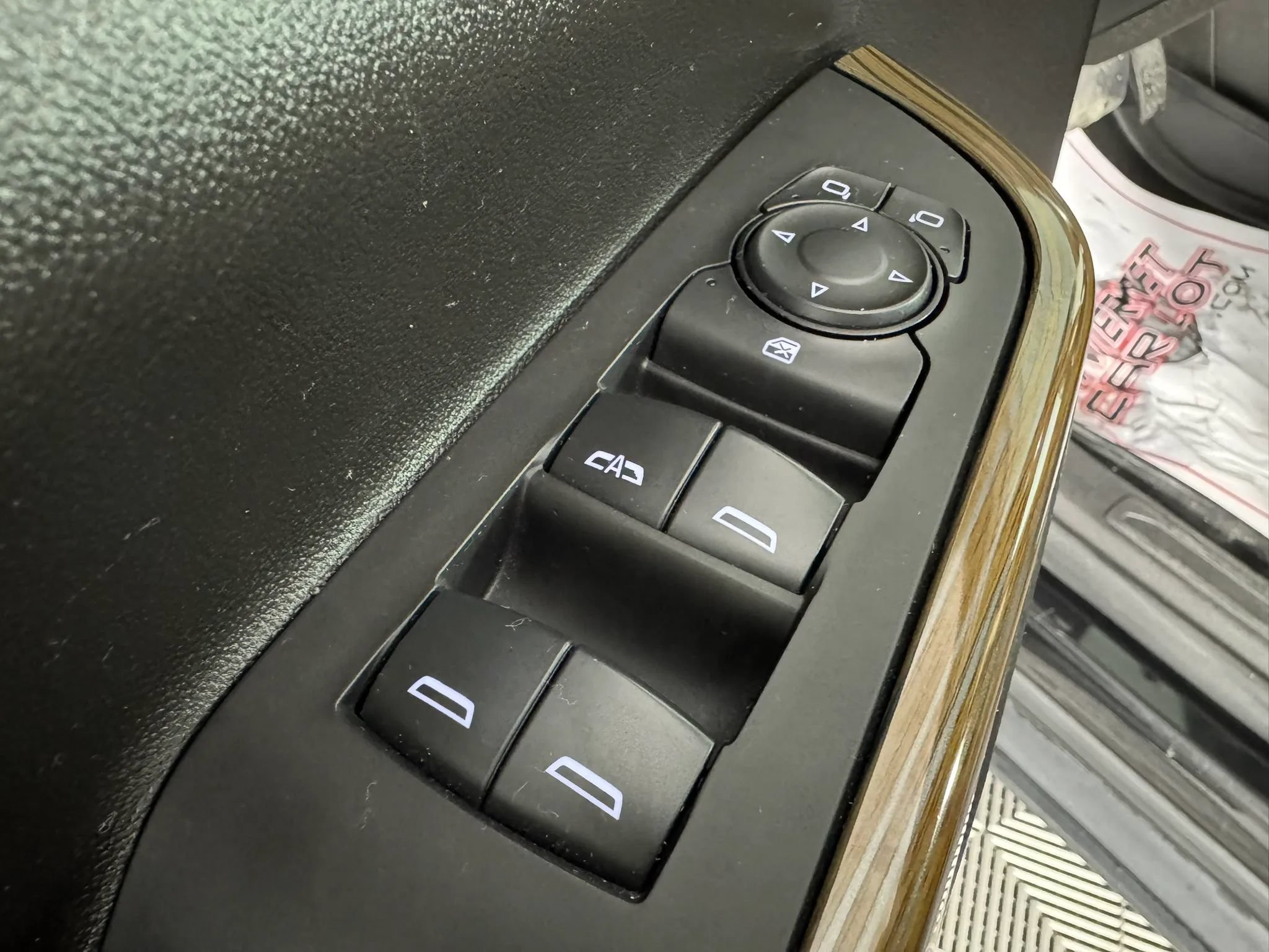 Used 2023 GMC Acadia SLE w/ Driver Convenience Package AWD/4WD image 41