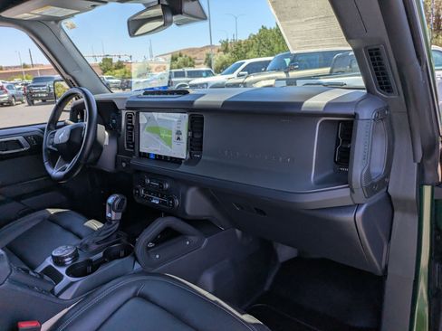 Used 2025 Ford Bronco Badlands AWD/4WD image 31