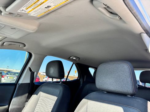 Used 2021 Chevrolet Equinox LT image 19