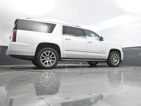 Used 2020 GMC Yukon XL Denali w/ Open Road Package AWD/4WD image 48