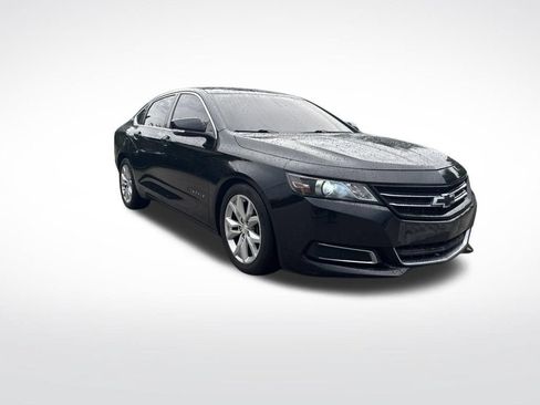 Used 2017 Chevrolet Impala LT FWD image 2