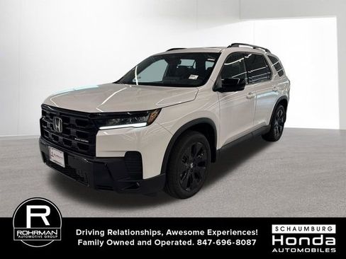 New 2026 Honda Pilot Black Edition image 2
