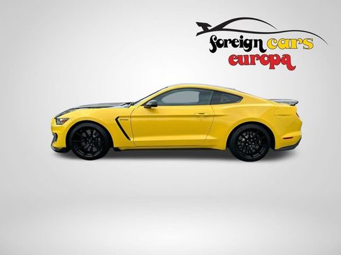 Used 2017 Ford Mustang Shelby GT350 image 4