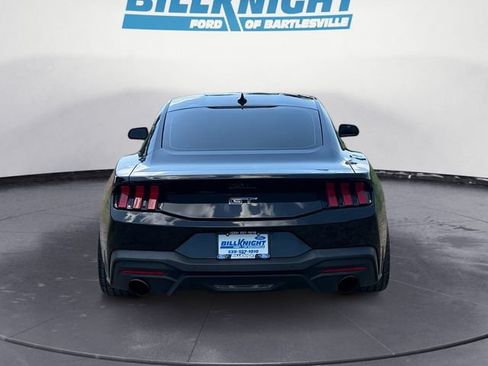 Used 2024 Ford Mustang GT Premium RWD image 4
