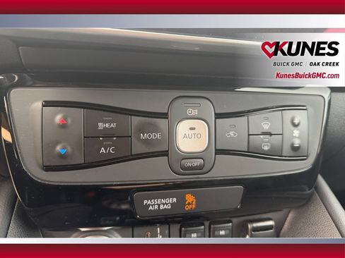 Used 2020 Nissan Leaf SL Plus FWD image 22